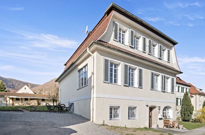 Zeitlose Eleganz – Historische Fabrikantenvilla in Lenningen